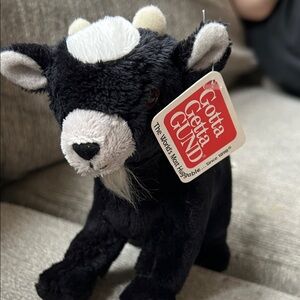GUND Billie the goat - Telus promotional item - black and gray 4” NWT